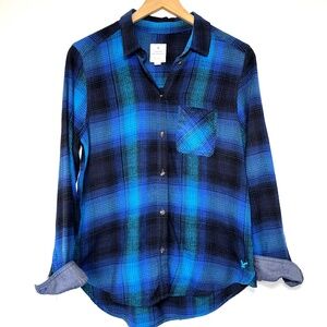 American Eagle Vintage Boyfriend Blue Plaid Flannel Button Down Shirt